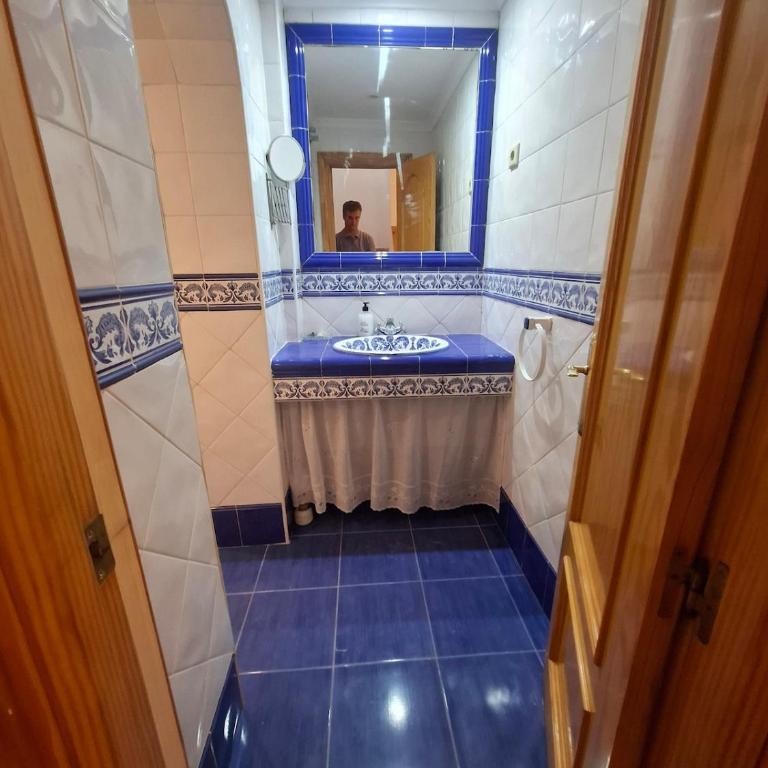 2BR Apartment & Pool & Terrace & Walk to Beach - Apartamento Deluxe de 2 dormitorios con vistas al jardín - 19