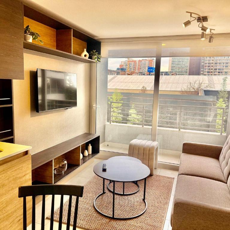 New and modern excellent connectivity - Apartment - 1