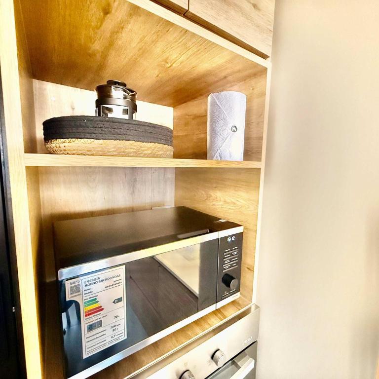 New and modern excellent connectivity - Apartment - 17