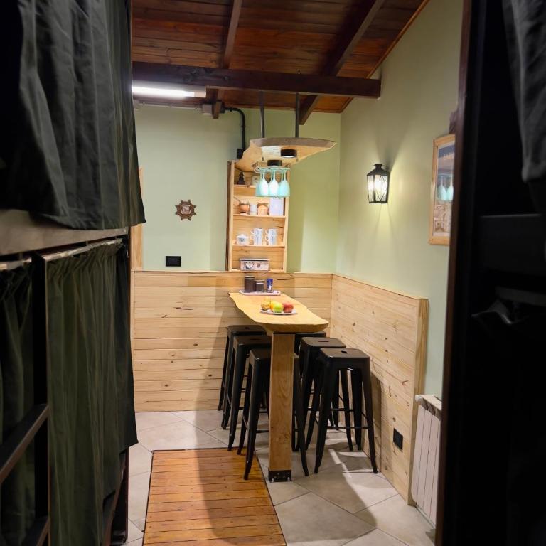 Belgrano Bariloche Boutique Hostel - Bunk Bed in Mixed Dormitory Room - 23