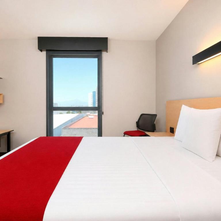City Express by Marriott Monterrey Aeropuerto - Habitación con cama grande - 2