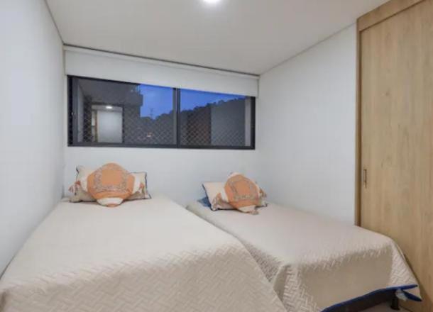 La mejor vista de Medellin, Poblado 3 habitaciones - Three-Bedroom Apartment - 7
