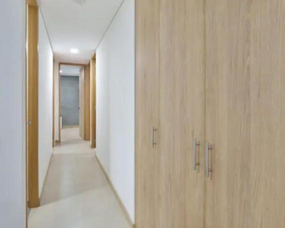 La mejor vista de Medellin, Poblado 3 habitaciones - Three-Bedroom Apartment - 23