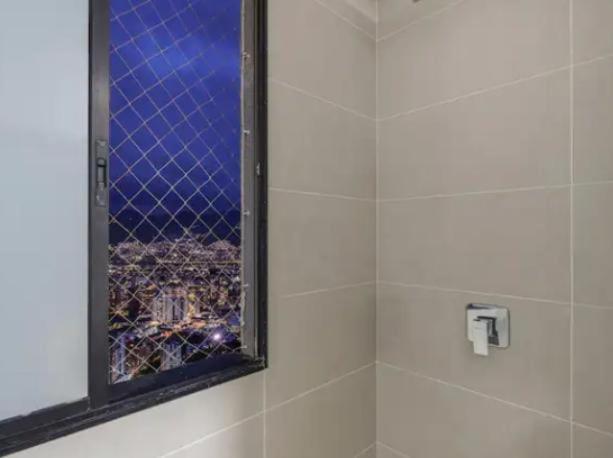 La mejor vista de Medellin, Poblado 3 habitaciones - Three-Bedroom Apartment - 38