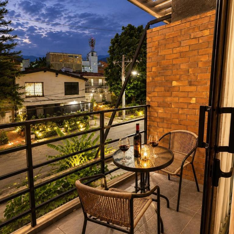 Luxury Duplex Loft AC Rooftop Jacuzzi Laureles - Apartment - 1