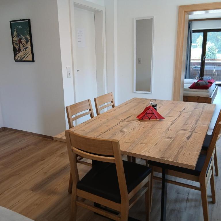 Haus Huber Zimmer und Apartments - Apartment mit Balkon - 5
