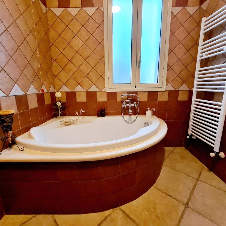 Dimora del Principe - Appartamento Premium con 3 Camere da Letto e Balcone - 19