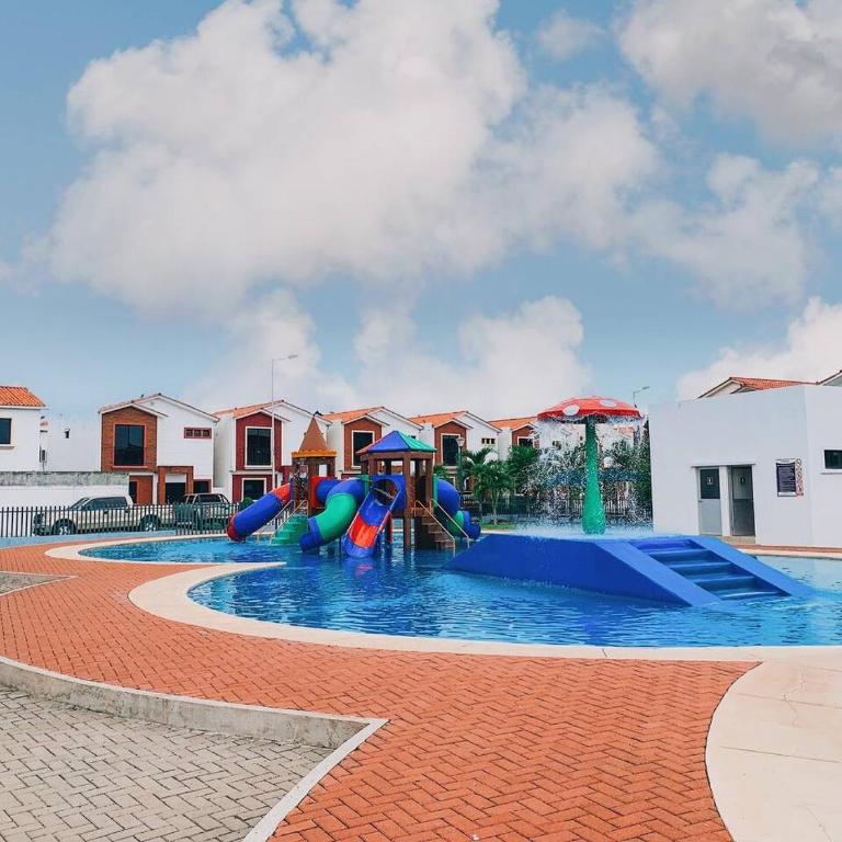 Casa con piscina privada para familias - Casa de 3 dormitorios - 23