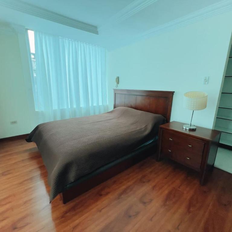 Departamento Casco Centrico con Garage - Apartamento de 2 dormitorios - 19