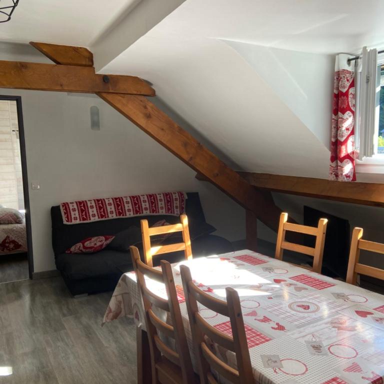 Le mont dore appartement 2chambres - Apartment mit 2 Schlafzimmern - 2