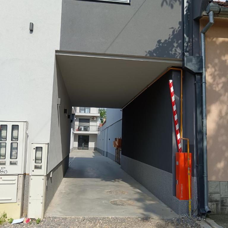 Petica Apartment with Free Parking Near Center - Apartman sa 1 Spavaćom Sobom - 10