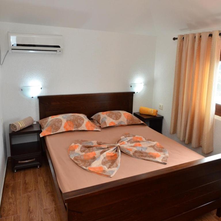 Villa Marinero - Two-Bedroom Apartment - 11