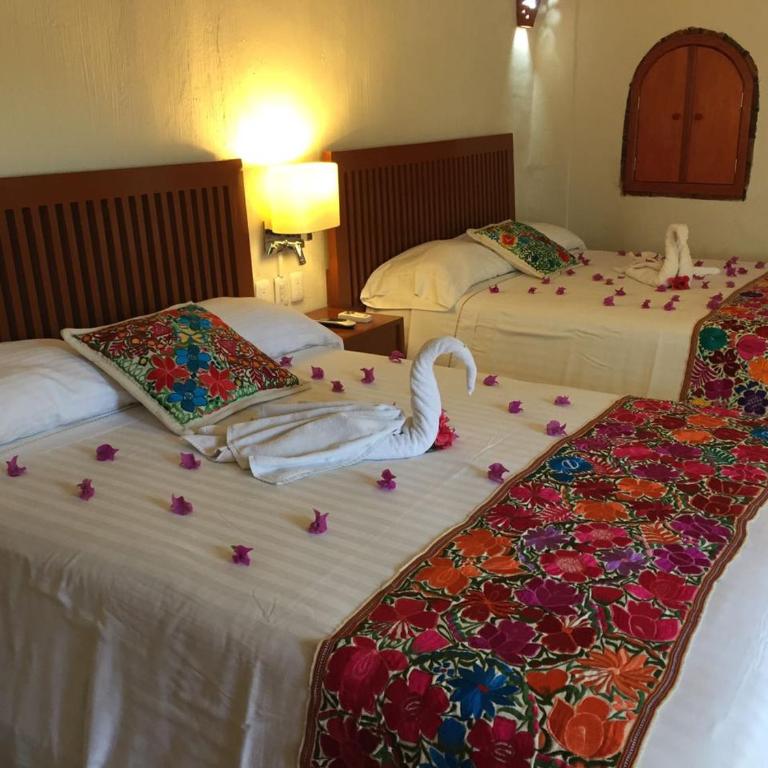 Hotel La Joya Isla Mujeres - Suite with Balcony - 4