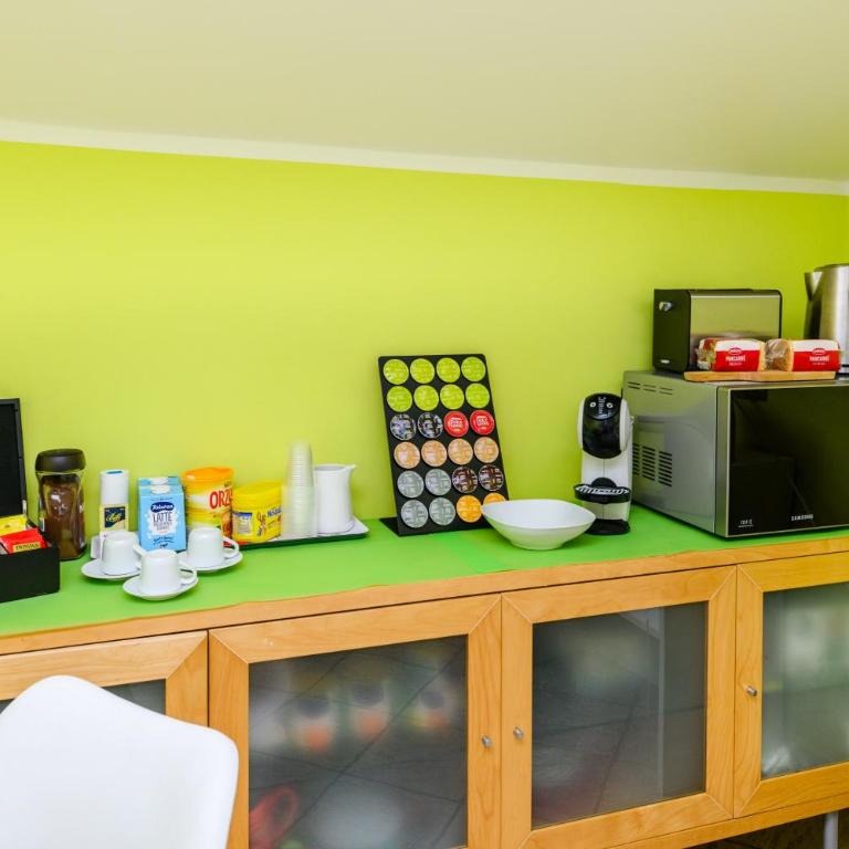 B&B Portanova - Family Suite with Balcony - 68