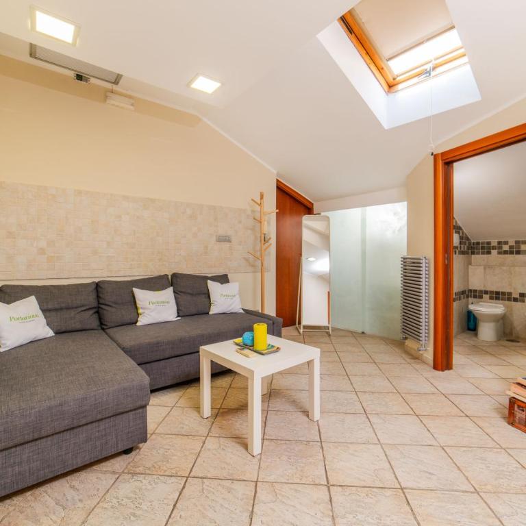 B&B Portanova - Family Suite with Balcony - 44