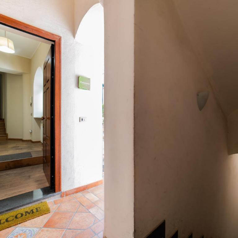 B&B Portanova - Family Suite with Balcony - 47