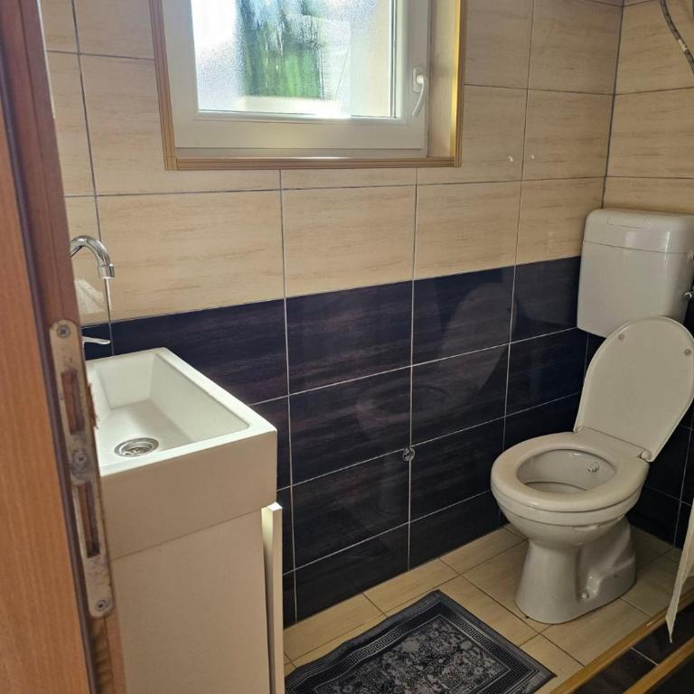 Apartman Edis i Elma - Two-Bedroom House - 16