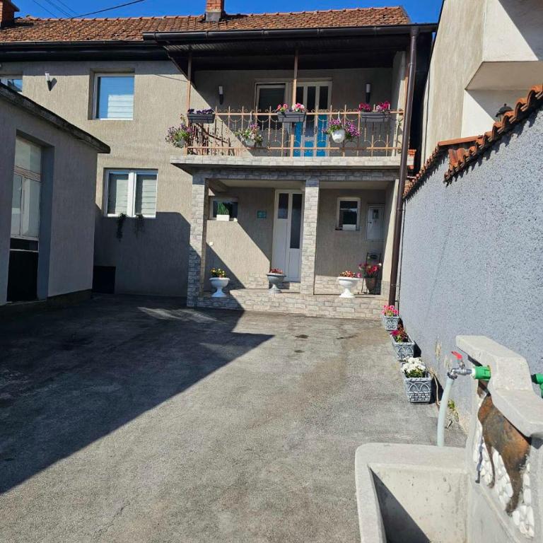 Apartman Edis i Elma - Two-Bedroom House - 31