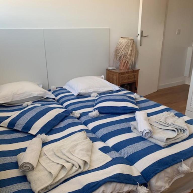 Une Chambre privée sur l'Ocean chez l'habitant sur place,espaces partagés, Quiet Luxury - Chambre Lits Jumeaux - Vue sur Mer - 2