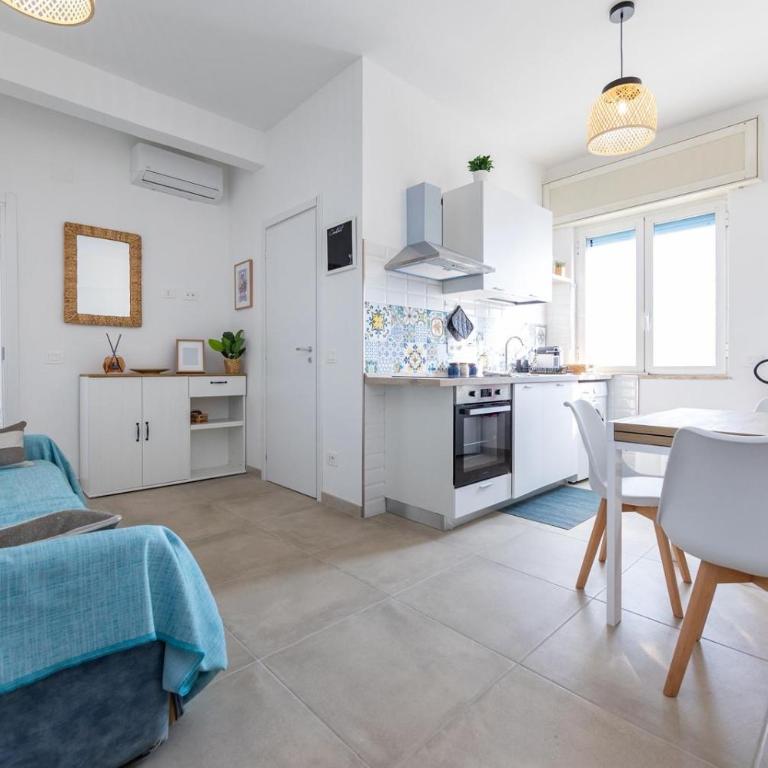 Casa Chloe Ostia sul mare - One-Bedroom Apartment with Sea View - 6