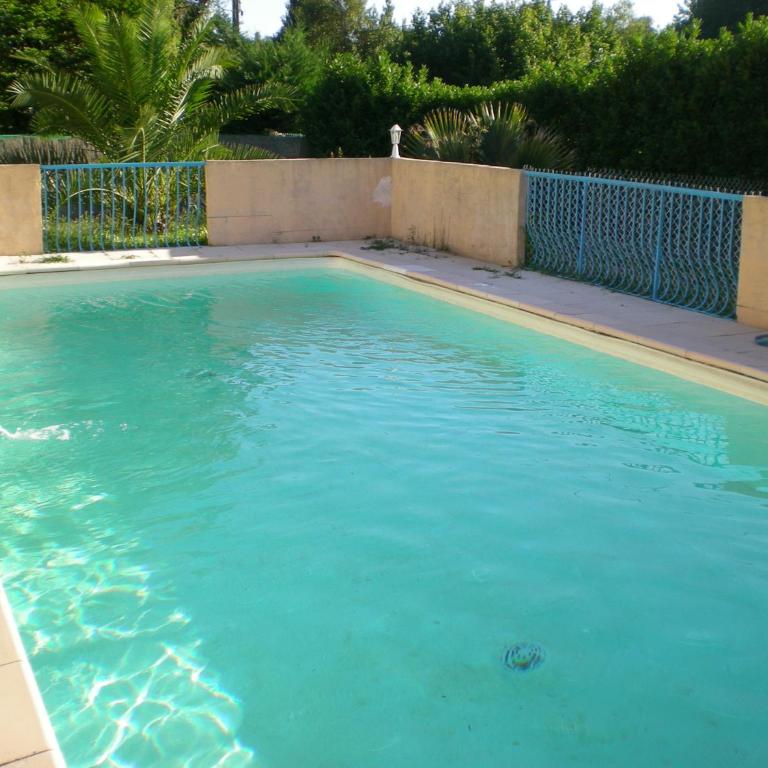 Significantly reduced bill for late August and September - One-Bedroom Apartment - 19
