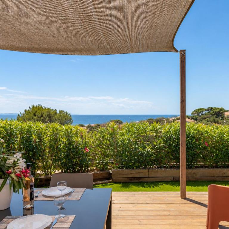 Le Laurier, mobil-home climatisé avec vue sur mer - Bungalow Deluxe - Vue sur Mer - 1