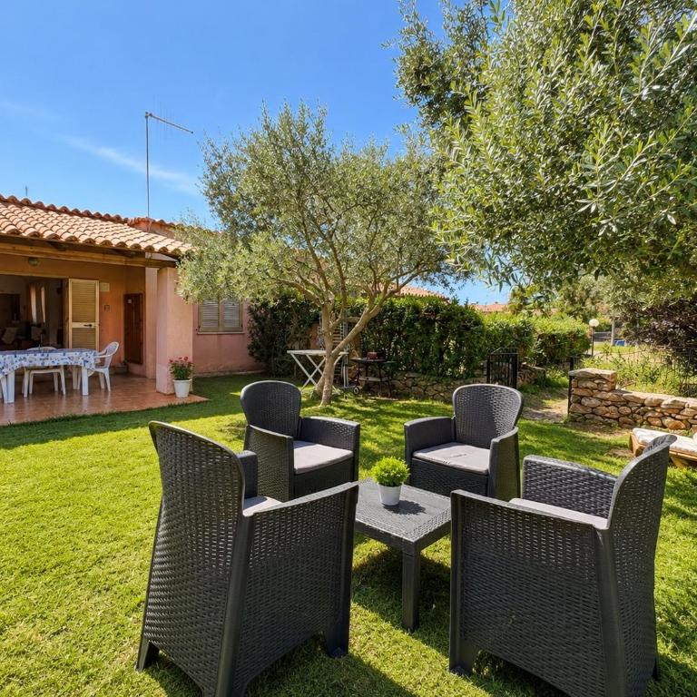 Conchiglia Family & Pet Friendly - Fenced Garden - 2BR - Near the Sea - Wi-Fi - AC - BBQ - Casa con 2 Camere da Letto - 1
