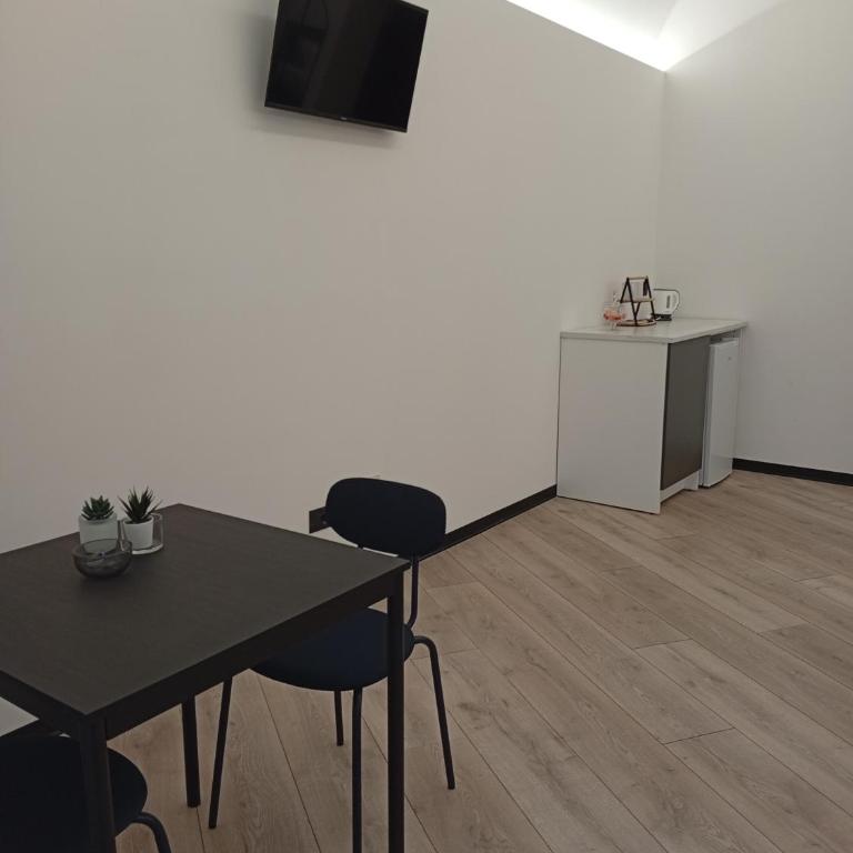 Borgo Double V - Deluxe One-Bedroom Apartment - 22