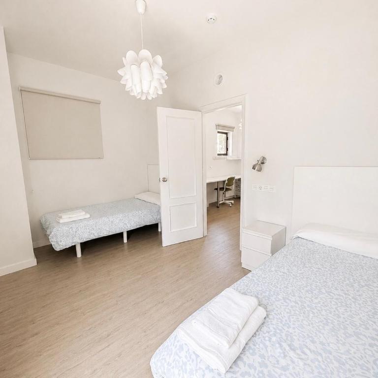 Residencia Universitaria "RUDMA HOSPITAL DEL REY" - Chambre Lits Jumeaux - 10