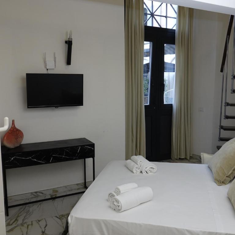 Helmirage Luxury Fori Imperiali - Camera King Superior - 5