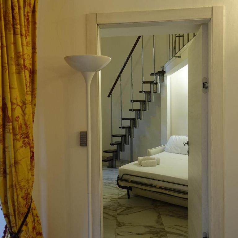 Helmirage Luxury Fori Imperiali - Camera King Superior - 11