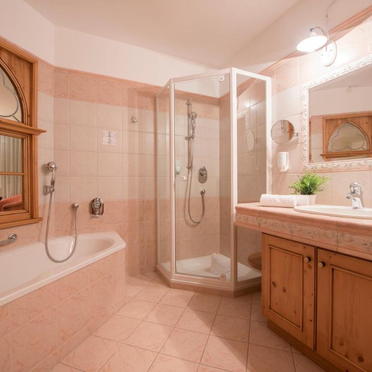 Hotel Vitalquelle Montafon - Suite Junior con balcón - 1