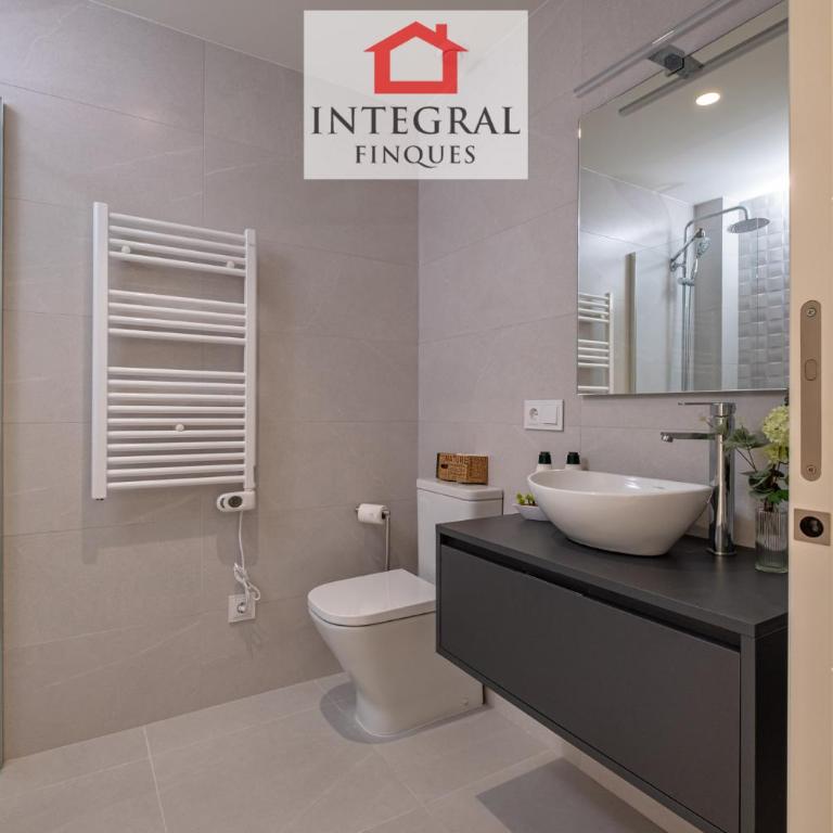 Port Nou Apartament Palamós - Three-Bedroom Apartment - 23