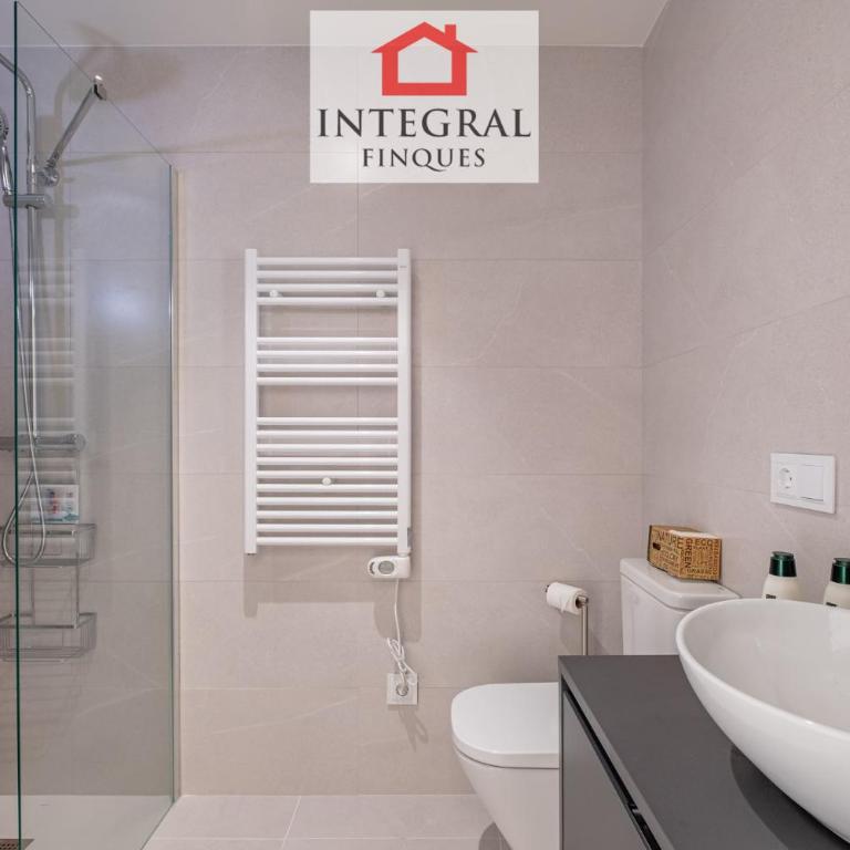 Port Nou Apartament Palamós - Three-Bedroom Apartment - 24