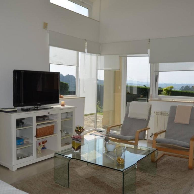 Villa Mouronzon con Finca 2500 m2 a 5 min centro - Villa - 4