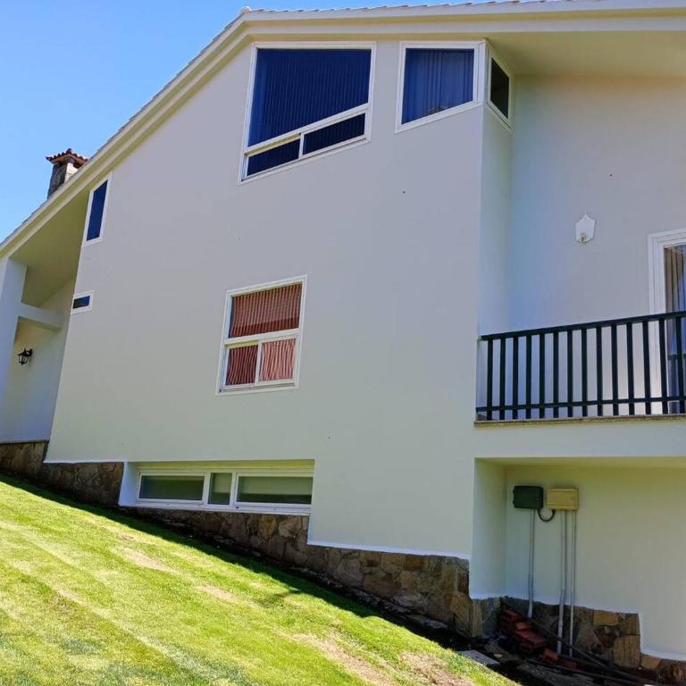 Villa Mouronzon con Finca 2500 m2 a 5 min centro - Villa - 46