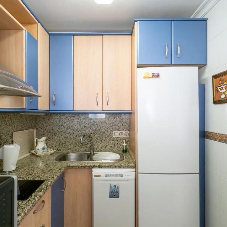 Fuengirola Apartments by Exclusive Homes MC248 - Two-Bedroom Apartment - 16