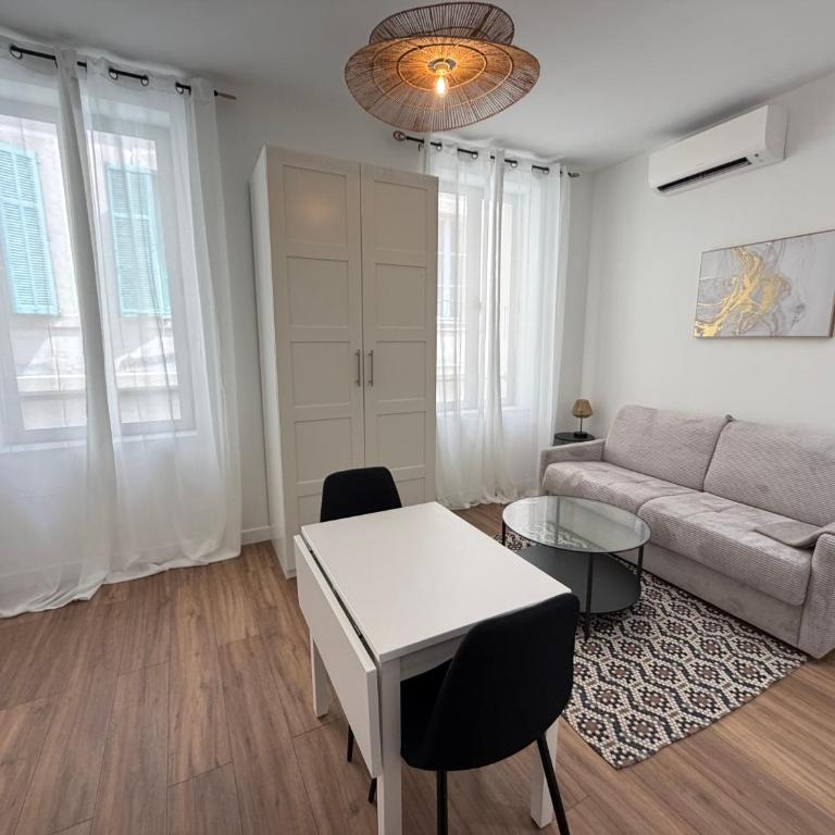 11 rue ROUGUIERE - Studio - 6