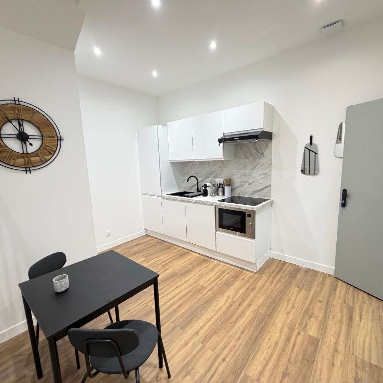 11 rue ROUGUIERE - Appartement 2 Chambres Deluxe - 2