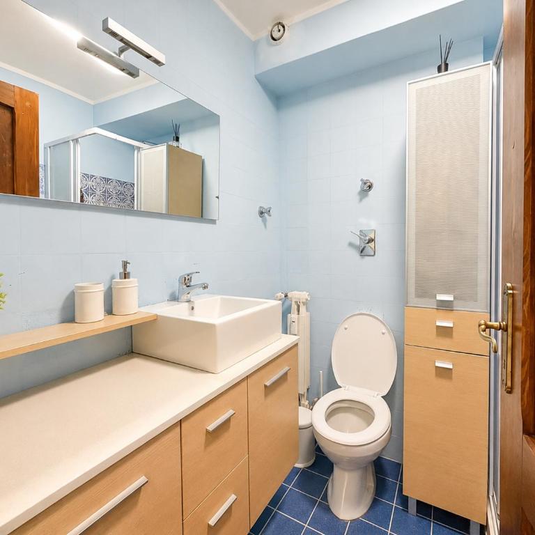 Hostdomus - City Center Apartment - Monolocale con Balcone - 14