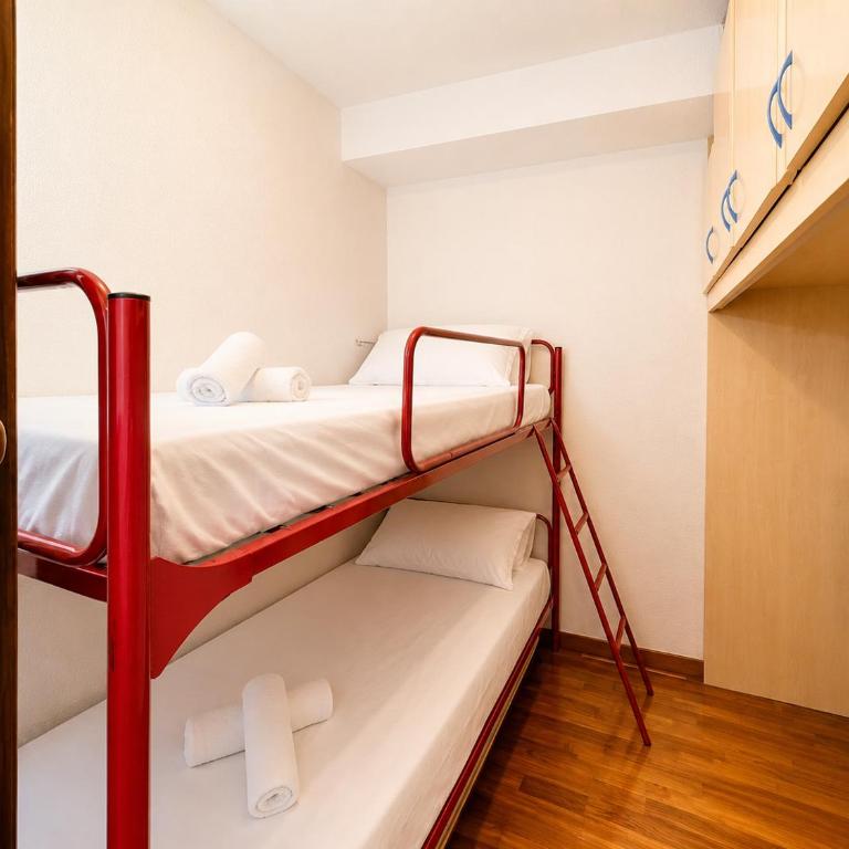 Hostdomus - City Center Apartment - Monolocale con Balcone - 6