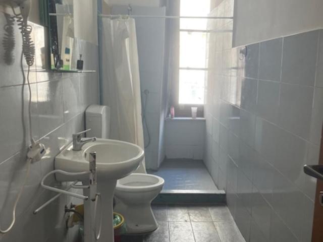 Coremi Naples - 8-Bed Male Dormitory Room - 4