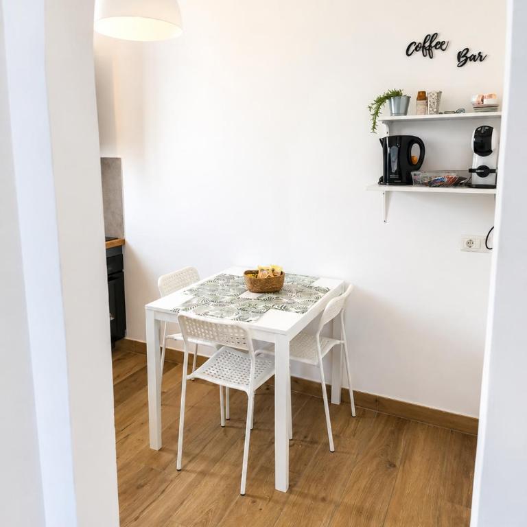 ɢɪᴏʀɢʏ'ꜱ ʜᴏᴍᴇ ᴍᴀʀᴇ, ᴘᴀʀᴄʜᴇɢɢɪᴏ & ғᴄᴏ - One-Bedroom House - 25