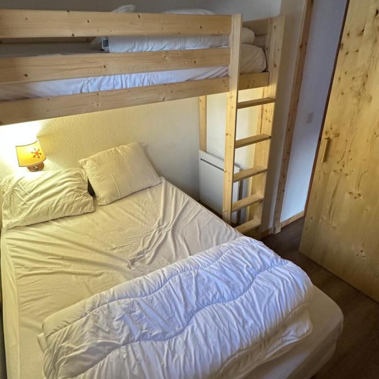 Appartement 4-6 personnes à Valmeinier 1800 résa du samedi au samedi avec piscine intérieure chauffée - Appartement 2 Chambres - 2