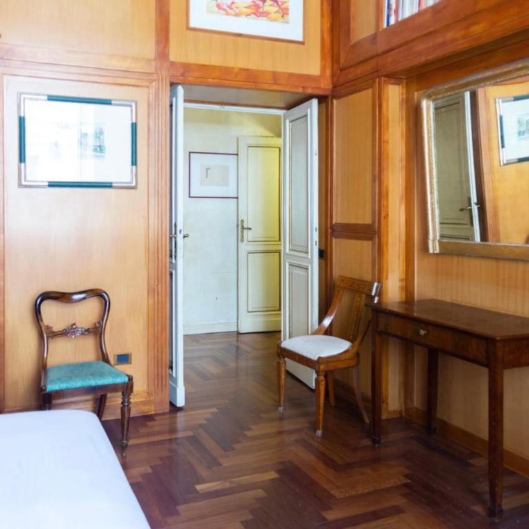 Casa Maria a Via Silla 91 - Appartamento con 2 Camere da Letto - 43