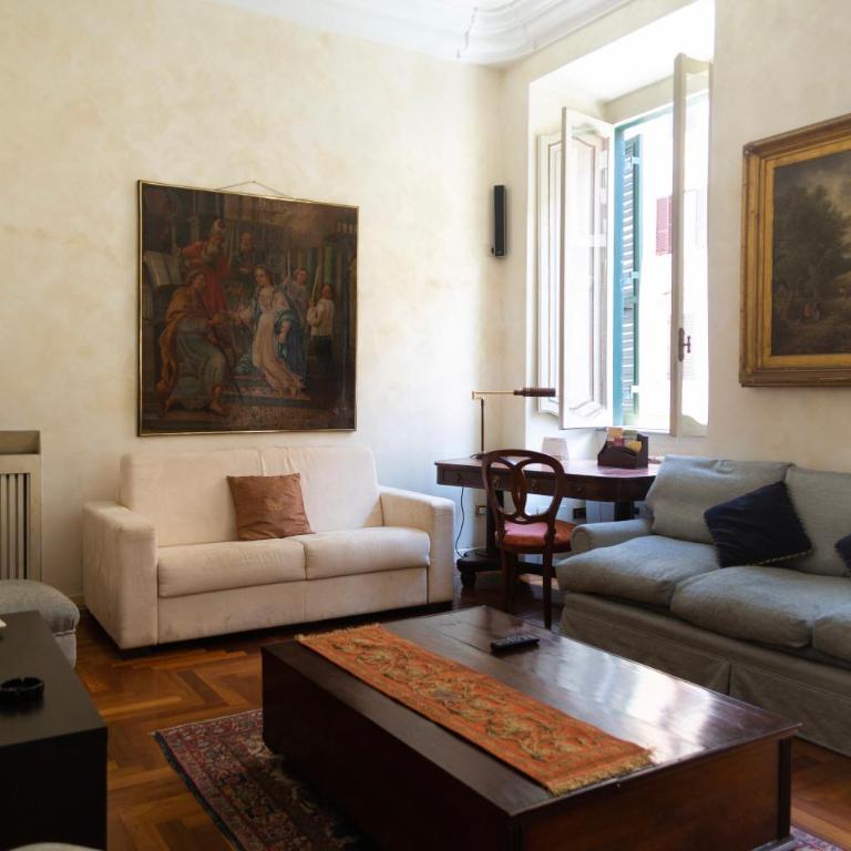 Casa Maria a Via Silla 91 - Appartamento con 2 Camere da Letto - 47