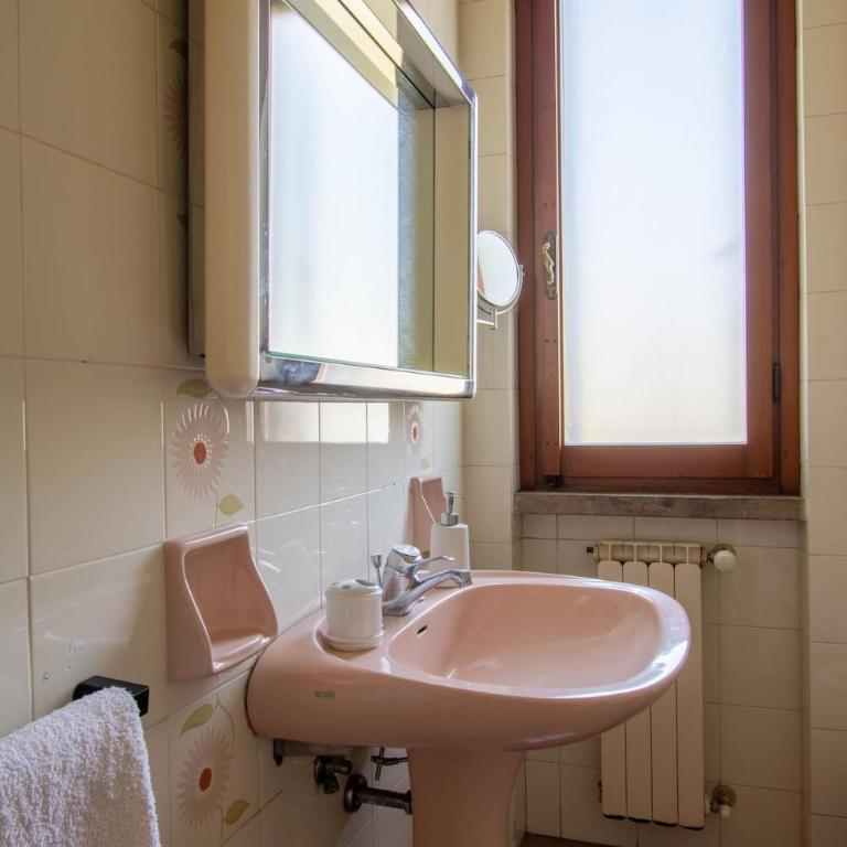 Terraced House - Quiet neighborhood - Free Parking - Appartamento con 3 Camere da Letto - 2