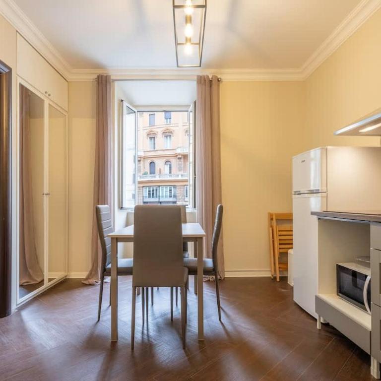 Ghetto BuddyRent - Two-Bedroom Apartment - 14
