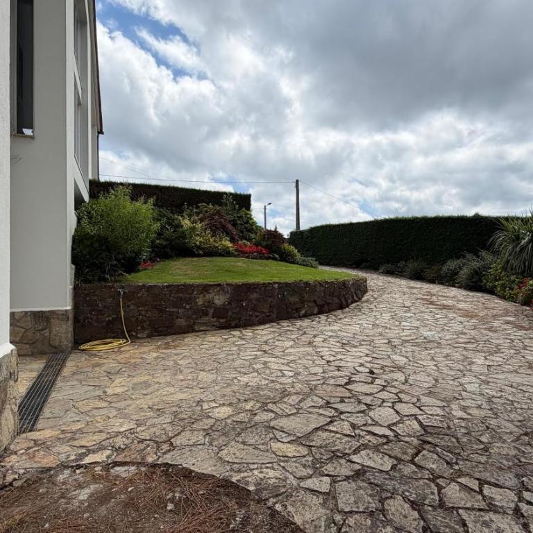 Villa Mouronzon con Finca 2500 m2 a 5 min centro - Villa - 59