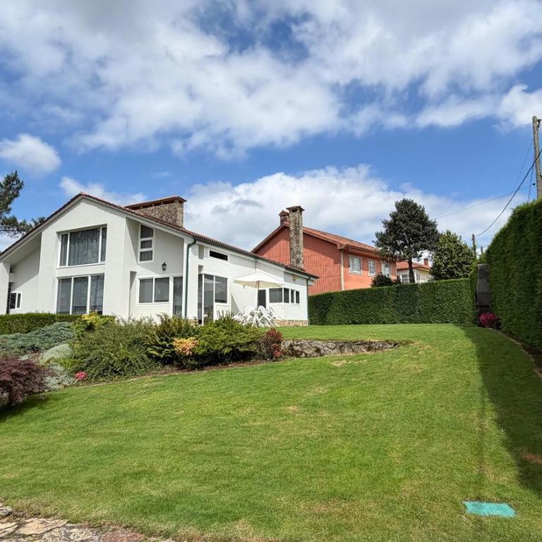 Villa Mouronzon con Finca 2500 m2 a 5 min centro - Villa - 65